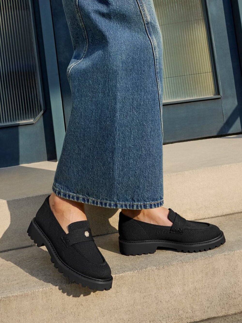 VIVAIA Francesca Black Platform Loafers US 7.5